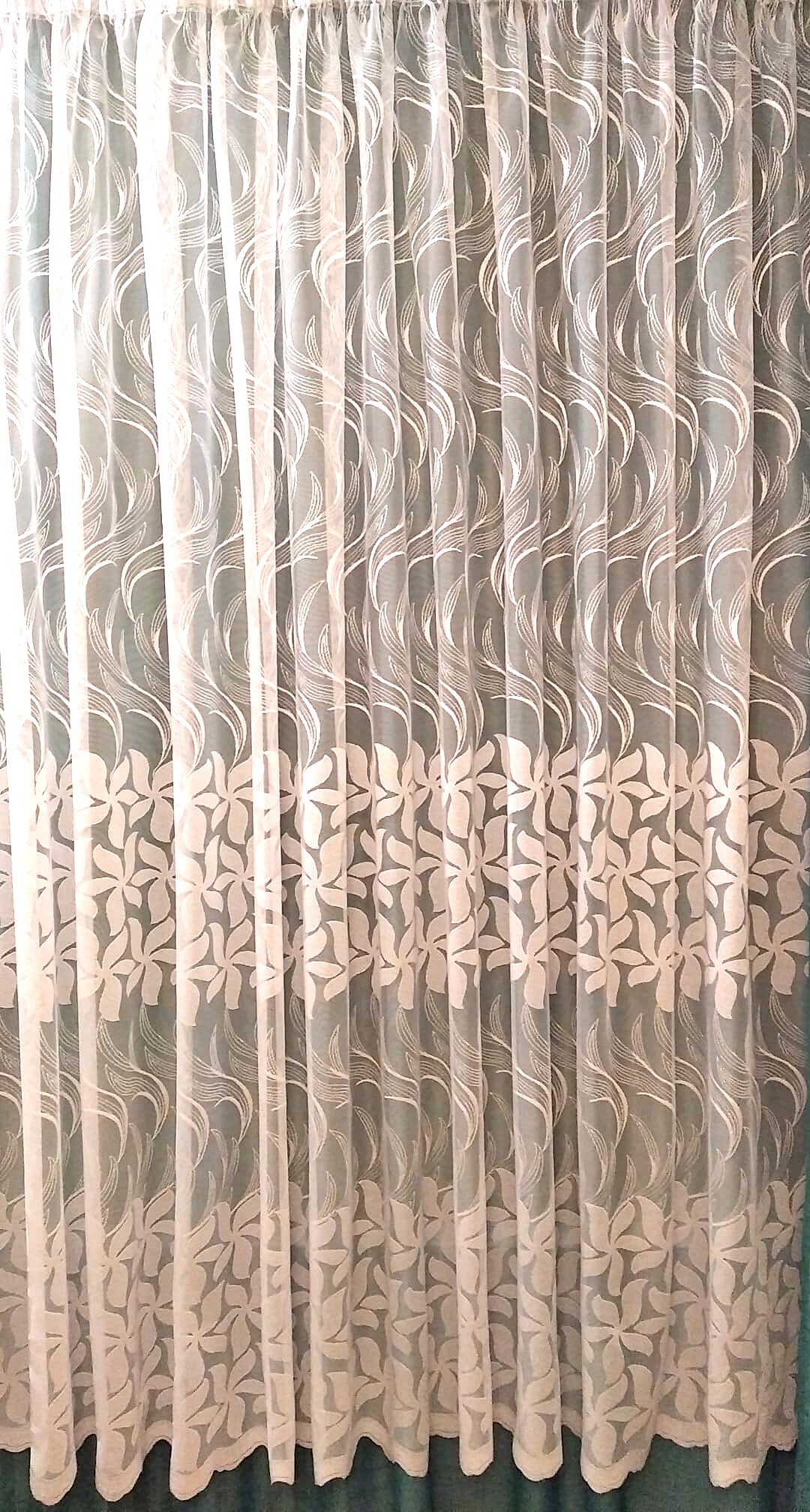 24079 4 DAY CURTAINS 24079 - Image 1